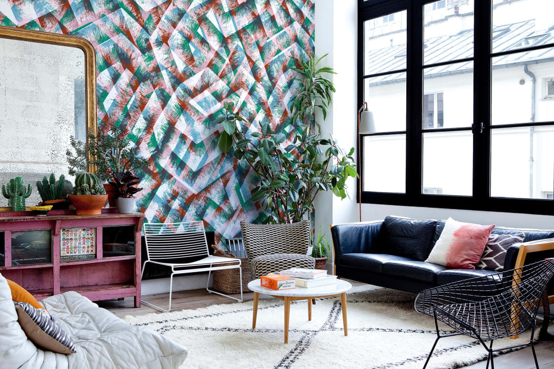 Chic Brushstrokes