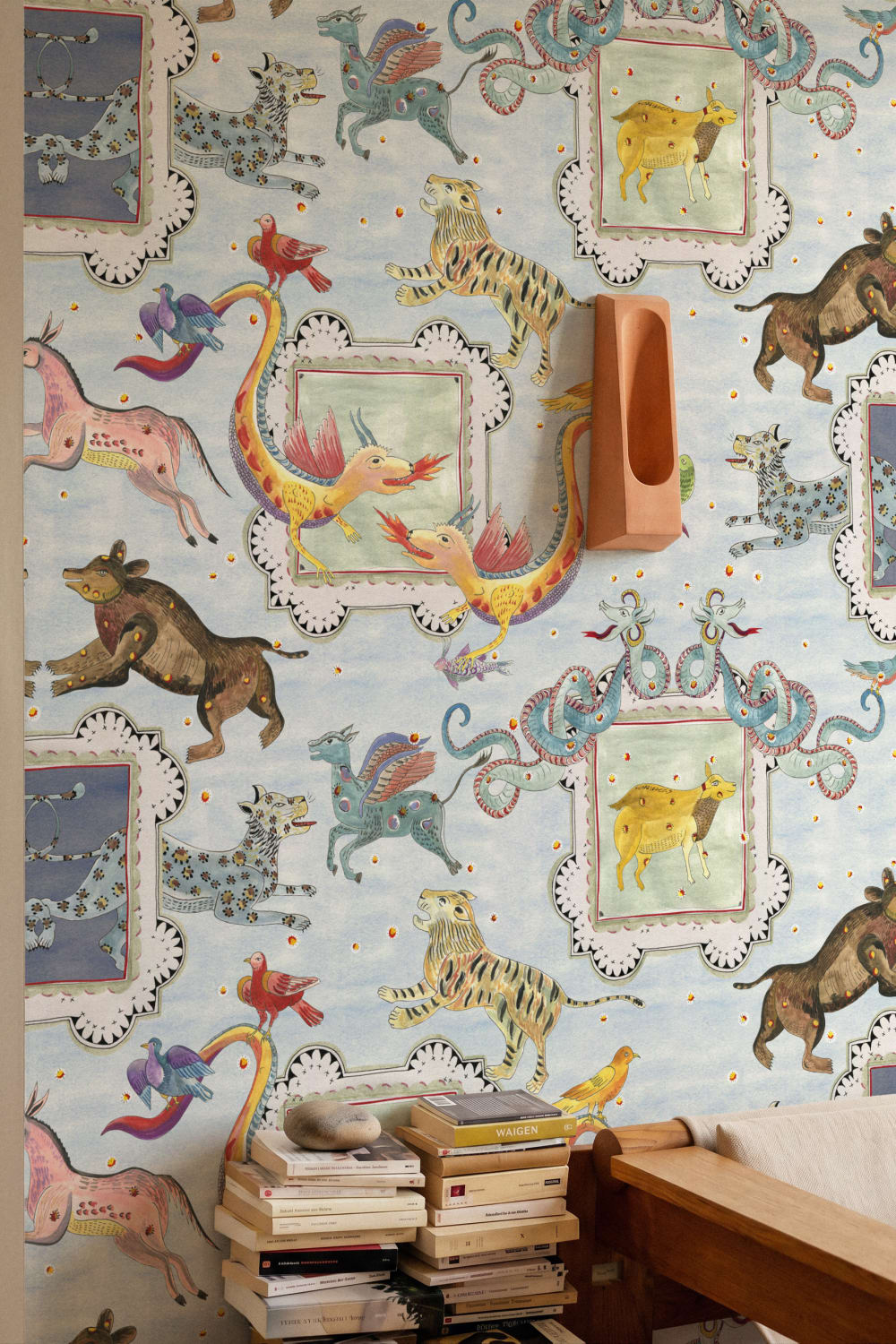 Heldækkende — fantasifuldt, heraldisk bestiarium